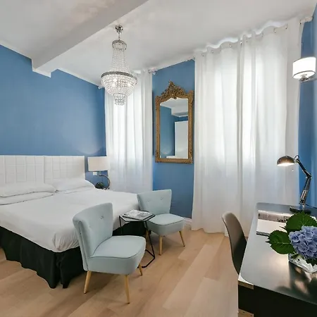 - Dello Sprone Appartamento *